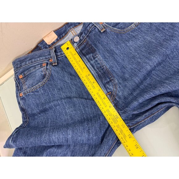Levis 501 Original Fit Jeans Mens 34x30 Straight Leg Button Fly 100% Cotton NWT - Picture 10 of 15